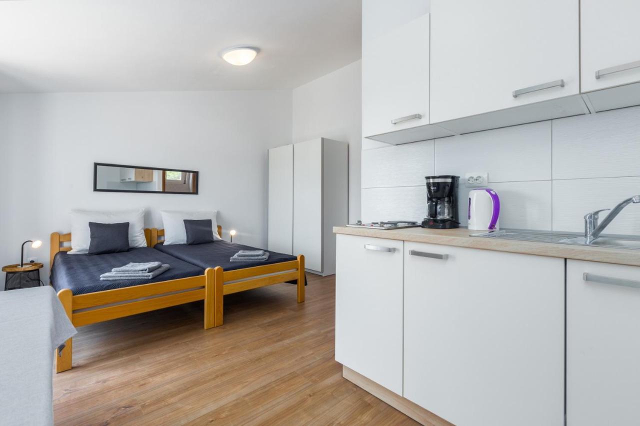 Apartments Emil Pula Eksteriør billede
